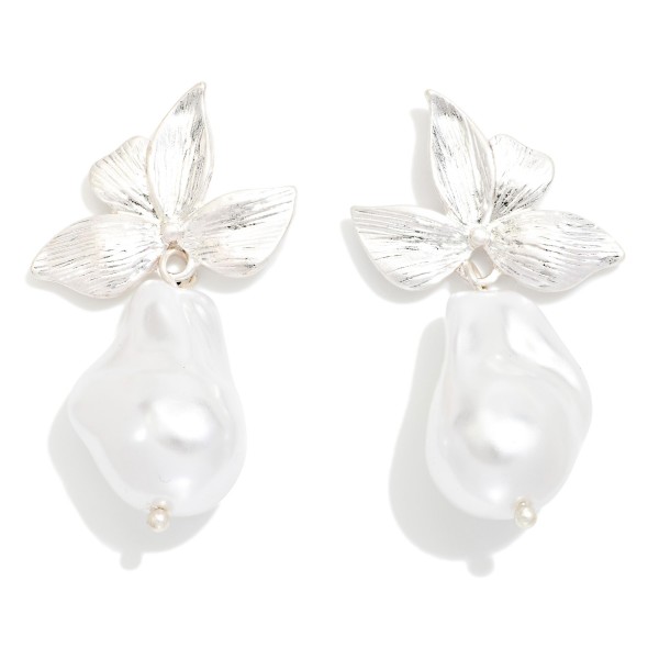Metal Petals & Baroque Pearl Post Drop Earrings 

- Approximately 1.75" L