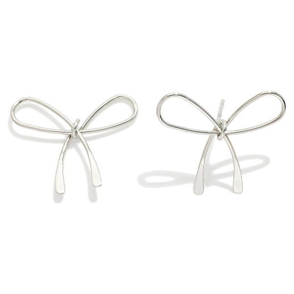 Metal Tone Wire Bow Stud Earrings 

- Brass Base 
- Approximately 1" L