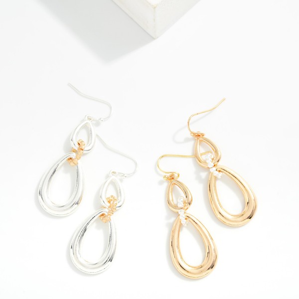 Metal Tone Link Teardrop Earrings With Bubble Link Detail 

- Approximately 1.75" L