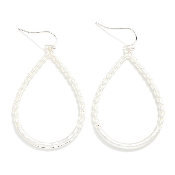 Chain Link Teardrop Drop Earring 

- Approximately 2" L 