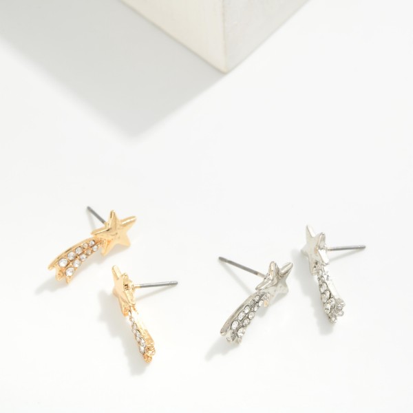Metal Tone & Rhinestone Shooting Star Stud Earrings 

- Approximately .5" L