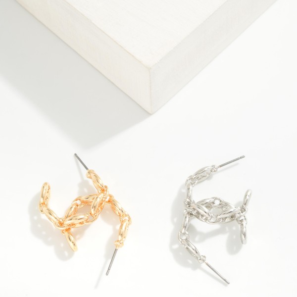 Metal Tone Pig Nose Chain Link Hoop Earrings 

- Approximately .75" D