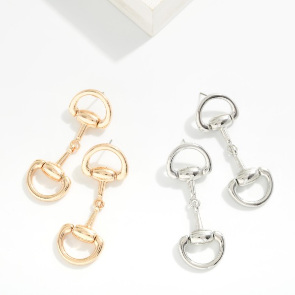 Metal Tone Linked Horsebit Post Drop Earrings 

- Approximately 2.25" L