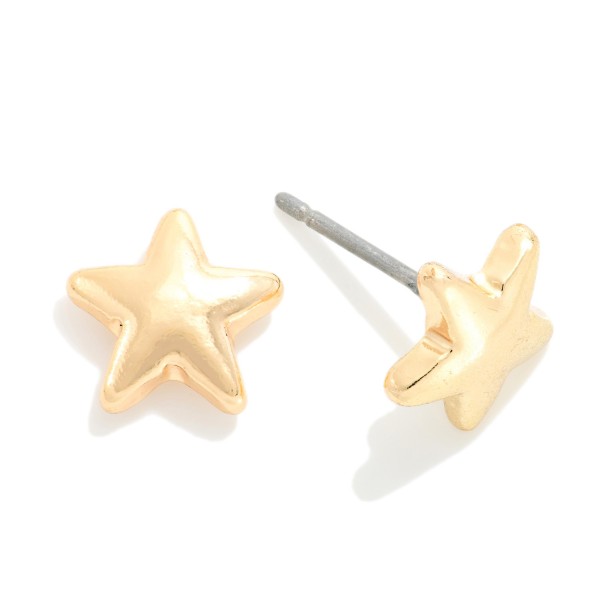 Metal Tone Star Stud Earrings 

- Approximately .25" L