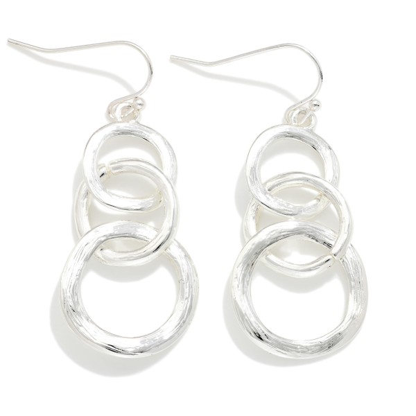 Metal Tone Linked Hoops Drop Earrings 

- Approximately 2" L