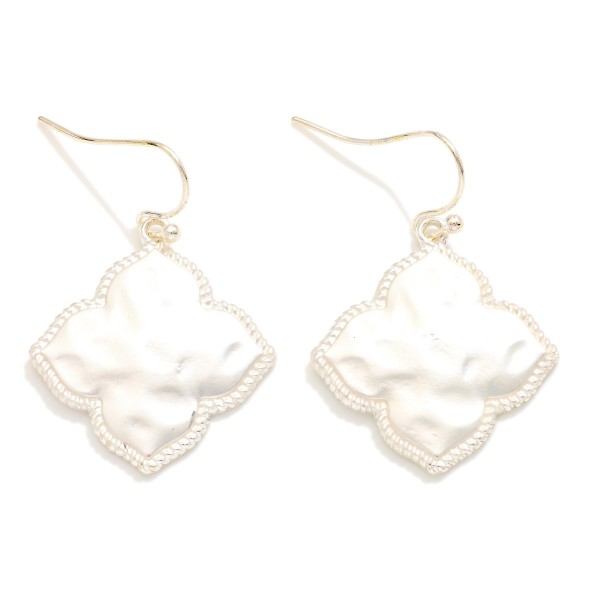 Hammered Metal Clover Drop Earrings 

- Approximately 1.5" L