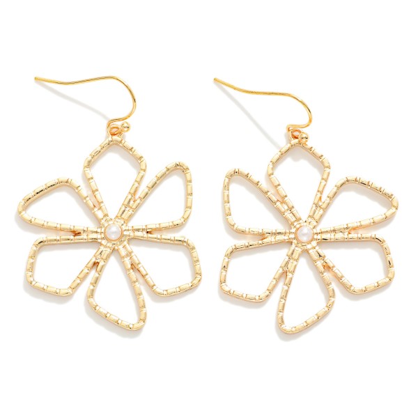 Ribbed Metal Tone Flowers Drop Earrings 

- Approximately 1.5" L
