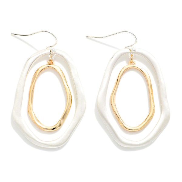 Brushed Metal Nesting Irregular Circles Drop Earrings 

- Approximately 2" L