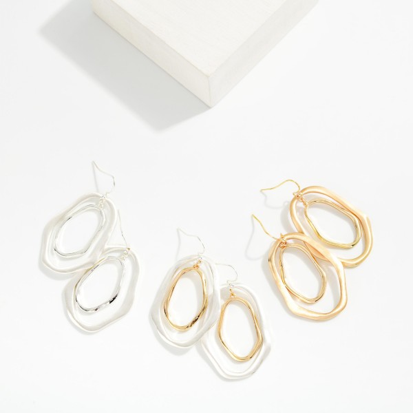 Brushed Metal Nesting Irregular Circles Drop Earrings 

- Approximately 2" L