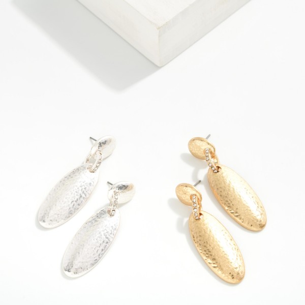Hammered Metal Linked Ovals Post Drop Earrings With Rhinestone Details 

- Approximately 2.25" L