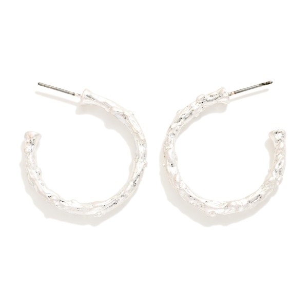 Metal Tone Branch Hoop Earrings 

- Approximately 1" D