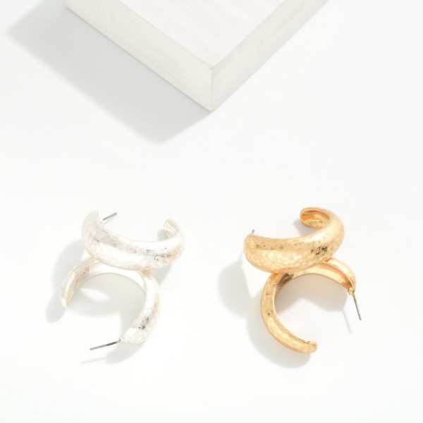 Hammered Metal Tapered Hoop Earrings 

- Approximately 1" D