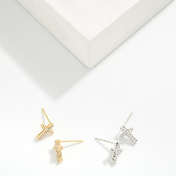Cubic Zirconia Cross Stud Earrings 

- Gold Dipped
- Approximately .25" L
