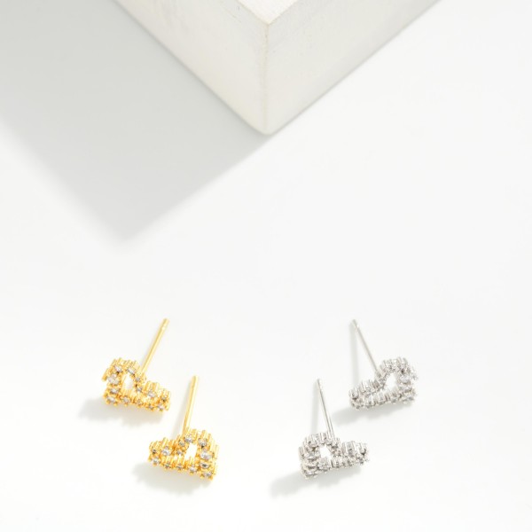 Cubic Zirconia Heart Stud Earrings 

- Gold Dipped
- Approximately .25" L

