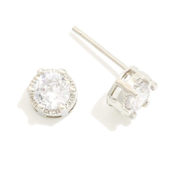 Cubic Zirconia Stud Earrings 

- Gold Dipped 
- Approximately .25" L