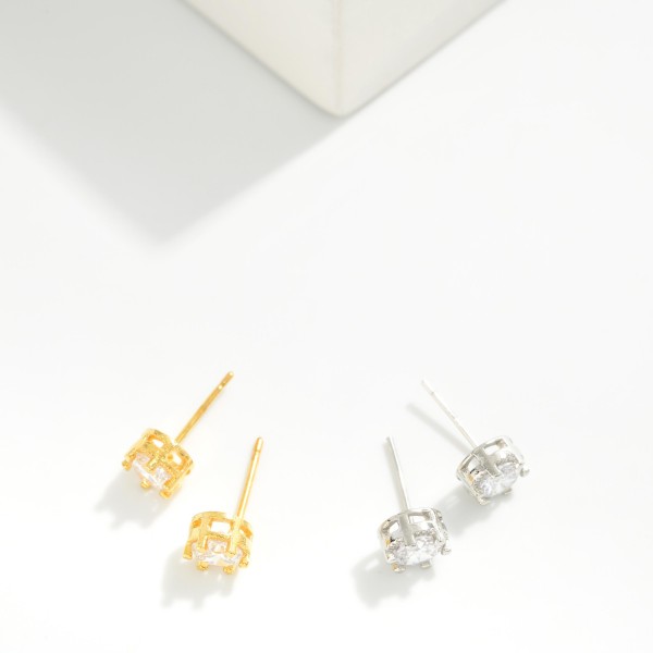 Cubic Zirconia Stud Earrings 

- Gold Dipped 
- Approximately .25" L