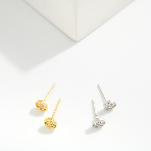 Pave Cubic Zirconia Circle Stud Earrings 

- Gold Dipped
- Approximately .25" L
