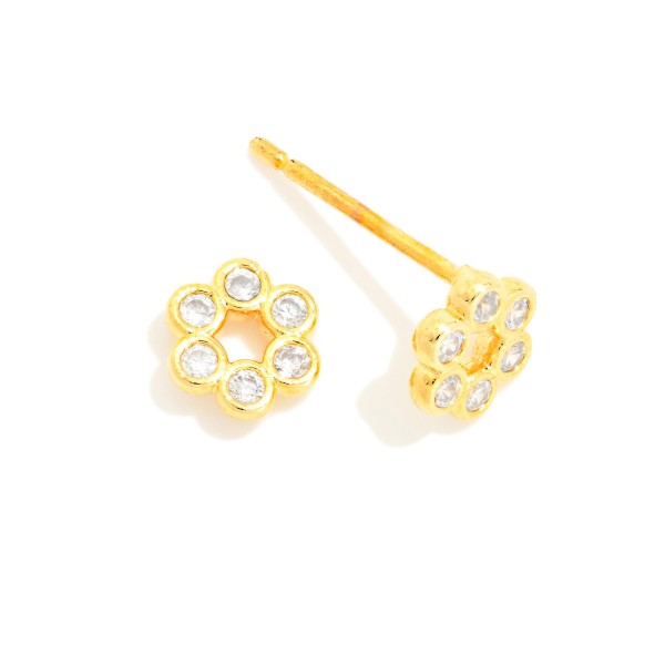 Cubic Zirconia Flower Stud Earrings 

- Gold Dipped
- Approximately .15" L