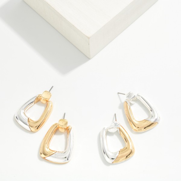 Two Tone Door Knocker Earrings with a puffy rounded square hoop split between contrasting metal finishes, hanging from a polished post top. The chunky shape looks bold but feels light, so they are easy to wear all day. A modern mixed metal pick for work, weekends and holiday parties. Two tone styles go with any jewelry she already owns, which makes them an easy sell.