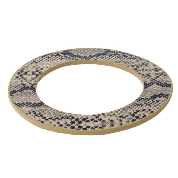 Soft bendable faux leather snakeskin disc bracelet. Approximately 3" in diameter. Fits up to a 6" wrist. 