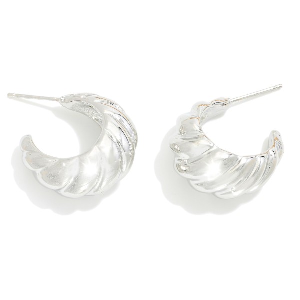 Wholesale gold Dipped Metal Croissant Hoop Earrings Gold White Gold Dipped Sterl