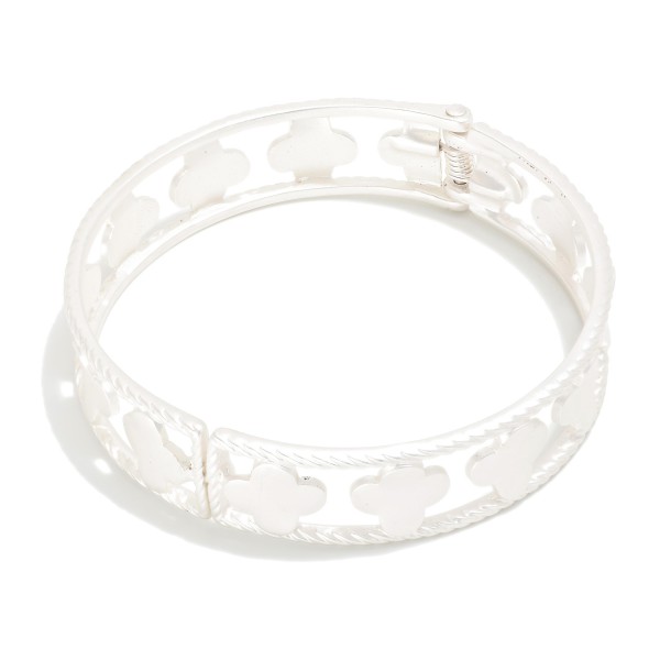 Wholesale metal Hinged Cuff Bracelet Clover Accents D