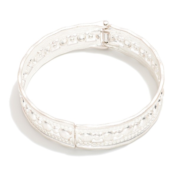Wholesale hinged Bangle Bracelet Metal Dome Accents D