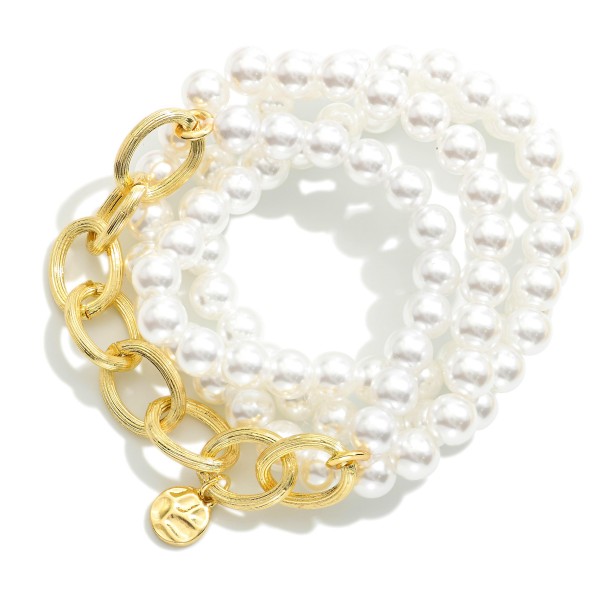 Set Of Four Pearl Beaded Bracelets Featuring Metal Tone Chain Link Detail 

- Approximately 3" D