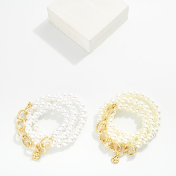 Set Of Four Pearl Beaded Bracelets Featuring Metal Tone Chain Link Detail 

- Approximately 3" D
