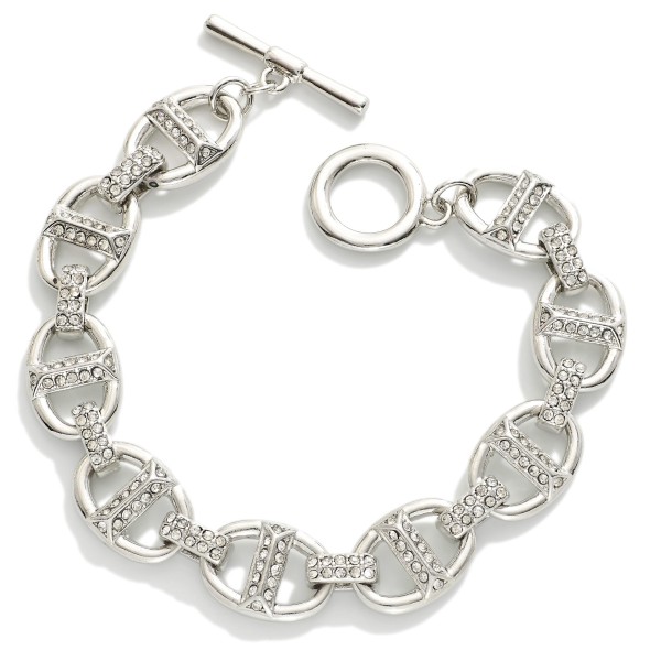 Gold Tone Pig Nose Chain Link Necklace Featuring Rhinestones

- Approximately 3.5" D 

