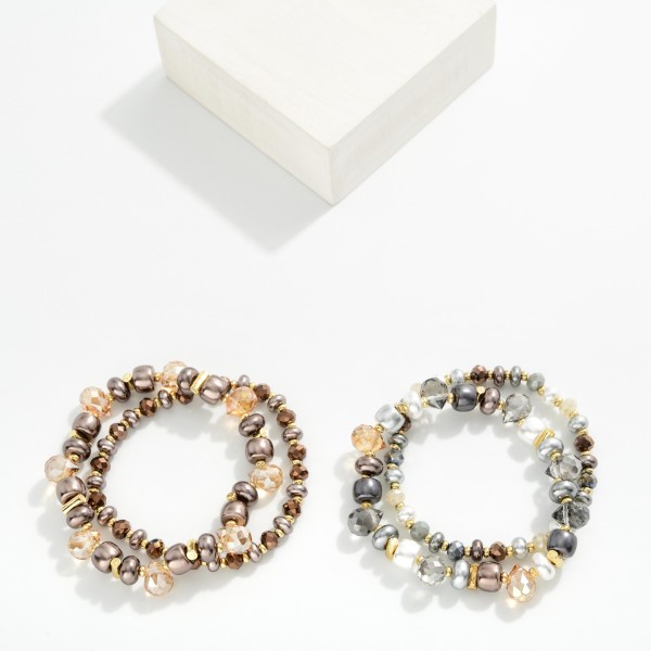 Set OF two Beaded Bracelets Featuring Pearls, Glass Crystal, & Faceted Beads 

- Approximately 3" D