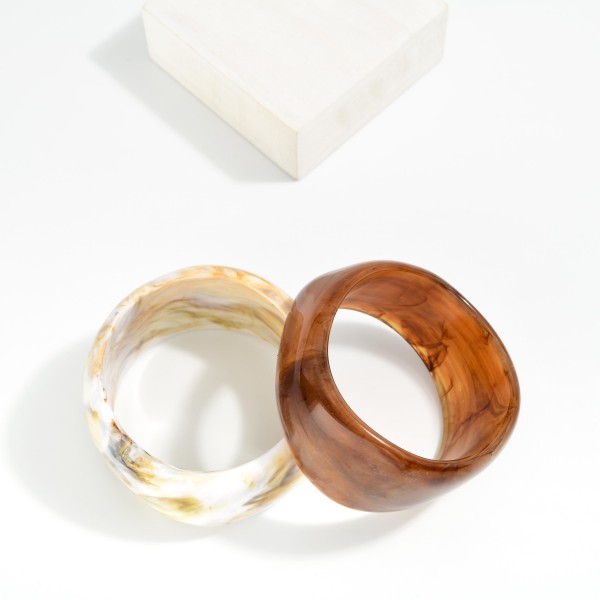 Acrylic Marble Bangle Bracelet

- Approximately 2.25" D

