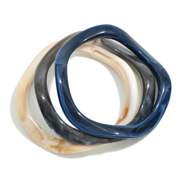 Set Of Three Wavy Acetate Bangle Bracelets 

- Approximately 2.5" D