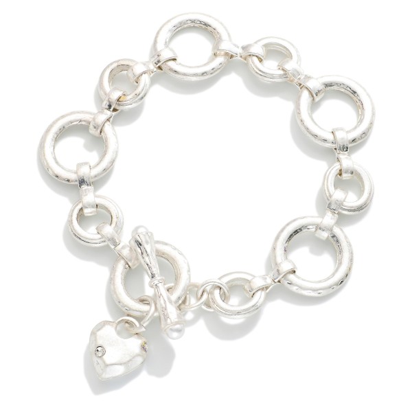 Matte Hammered Metal Hoops Chain Link Bracelet 

- Approximately 2.5" D

