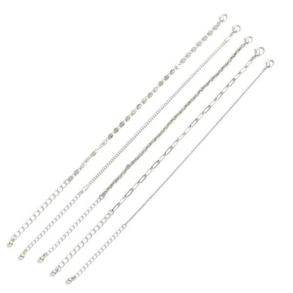 Set Of Five Chain Link Bracelets

- Approximately 3.5" D
- Extender 2" L