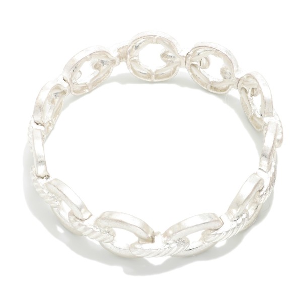 Stretch Chain Link Bracelet Featuring Ribbed Link 

- Approximately 3" D