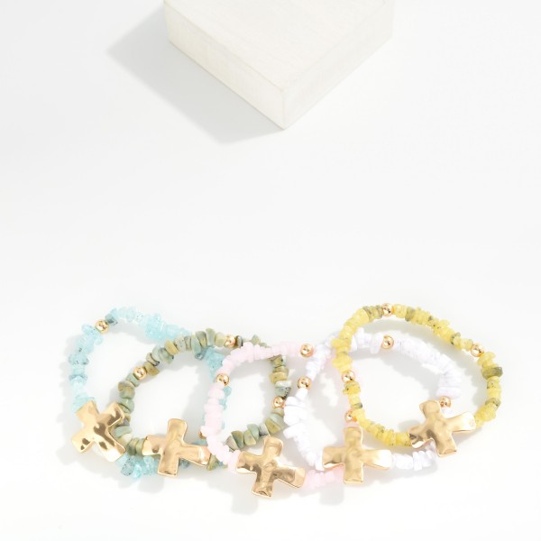 Stone Beaded Stretch Bracelet Featuring Hammered Metal Plus Cross Detail 

- Approximately 2.5" D