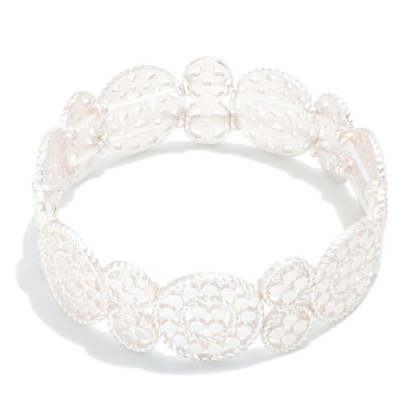 Gold Tone Filigree Circles Stretch Bracelet 

- Approximately 2.5" D