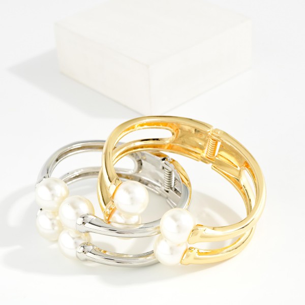 Layered Metal Hinged Bangle Bracelet Featuring Pearl Details 

- Approximately 2.5" D