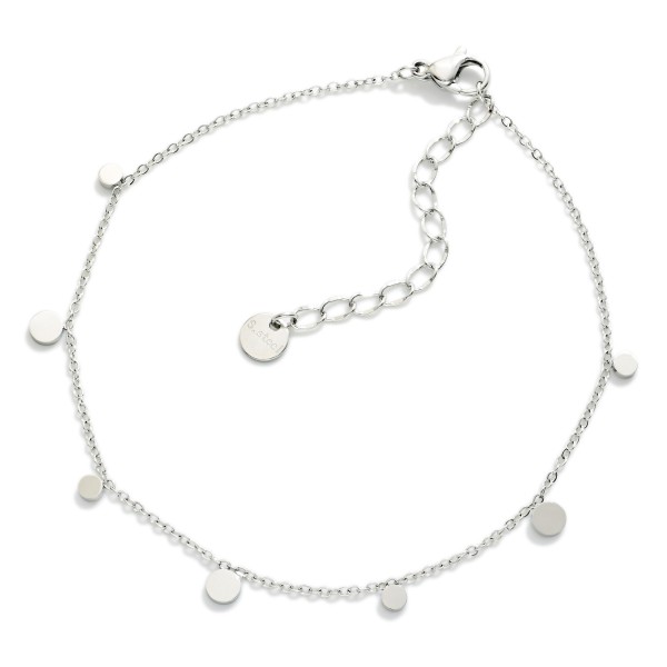 Chain Link Anklet Featuring Metal Tone Circle Charms 

- Stainless Steel
- Approximately 4" D
- Extender 1" L