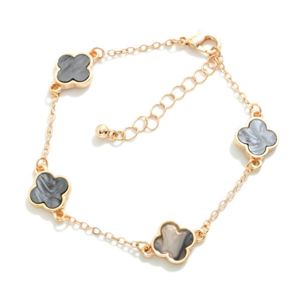 Chain Link Bracelet Featuring Pearlescent Clover Stations 

- Approximately 3" D