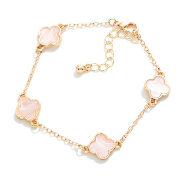 Chain Link Bracelet Featuring Pearlescent Clover Stations 

- Approximately 3" D