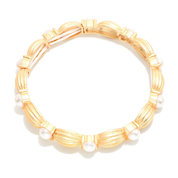 Ribbed Bangle Bracelet Featuring Acetate Dome Details 

- Approximately 2.5" D