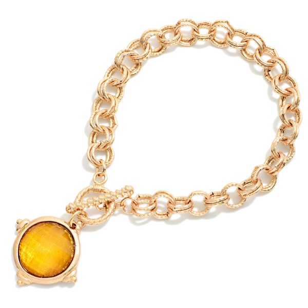 Double Link Chain Link Bracelet Featuring Faceted Acetate & Metal Tone Circle Charm 

- Approximately 3.5" D