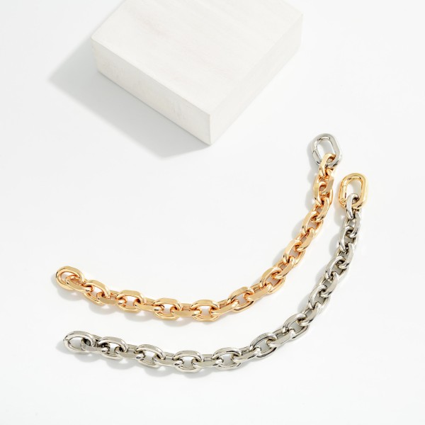 Two Tone Chain Link Bracelet 

- Approximately 3.25" D