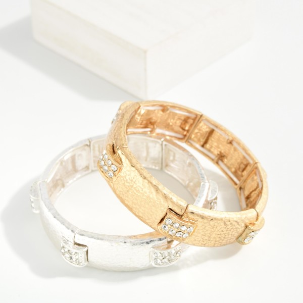 Hammered Metal Bangle Stretch Bracelet Featuring Studded Rhinestone Details 

- Approximately 2.5" D