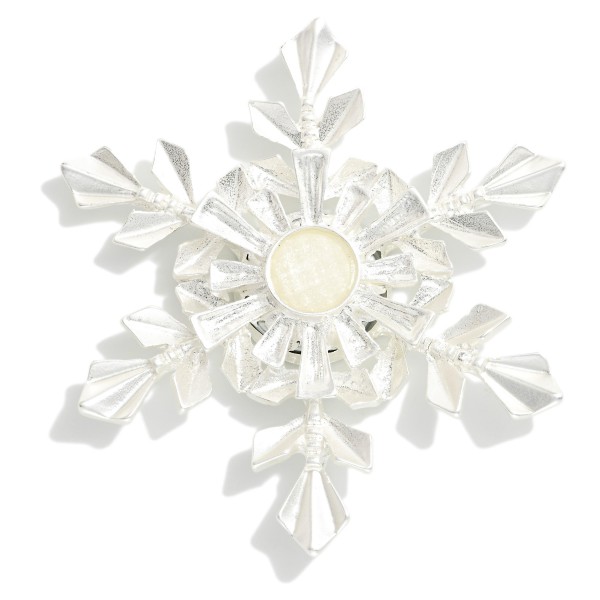 Metal Christmas Snowflake Brooch Pin 

- Approximately 2.5" L 
- Magnetic Pin