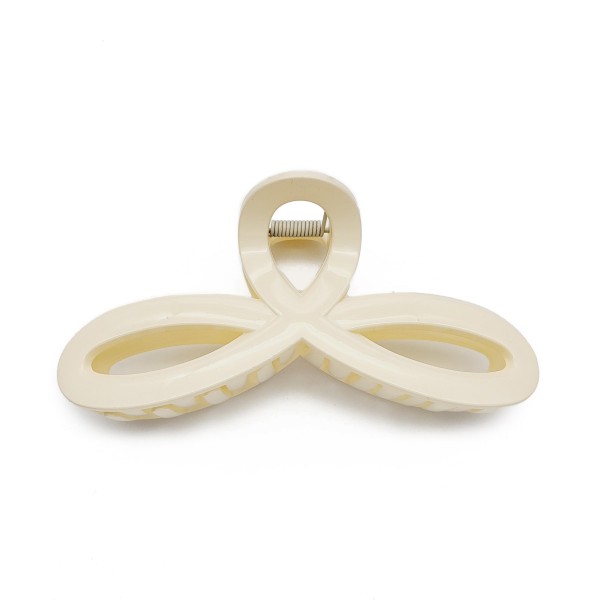 Loopy Solid Colored Large Claw Clip

- Approximately 5.25"L