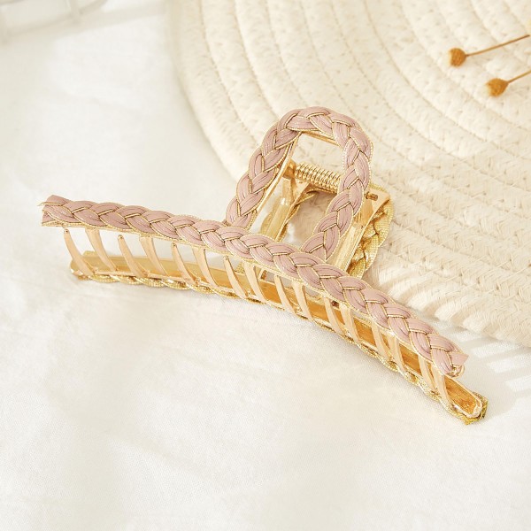 Braided Border Metal Hair Claw.

- Approximately 4.5" L