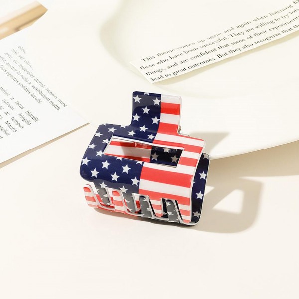 Americana Print Acetate Claw Hair Clip

Approximately 2" L